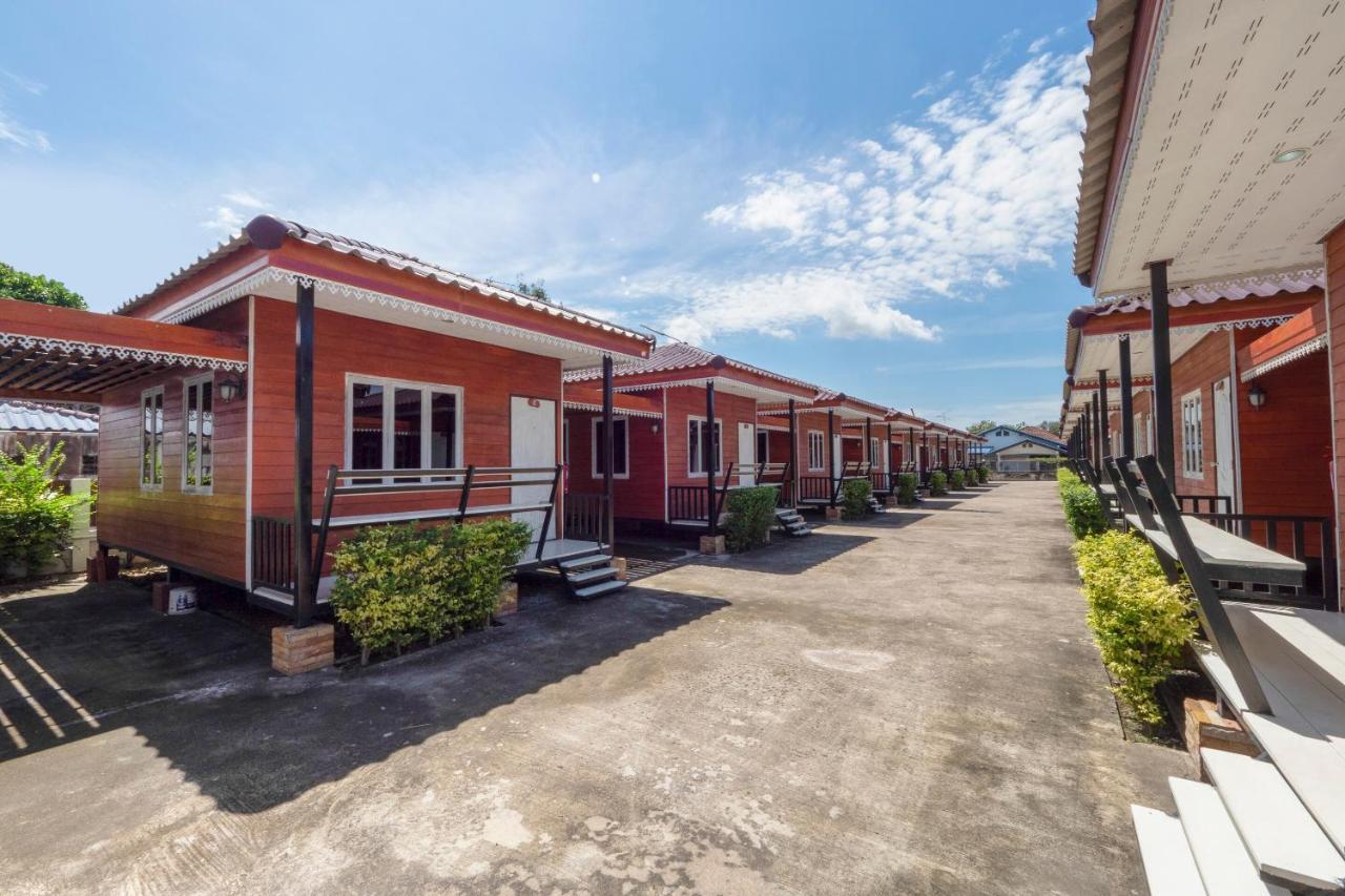 Oyo 1166 Train Way Resort Ban Rai  Экстерьер фото