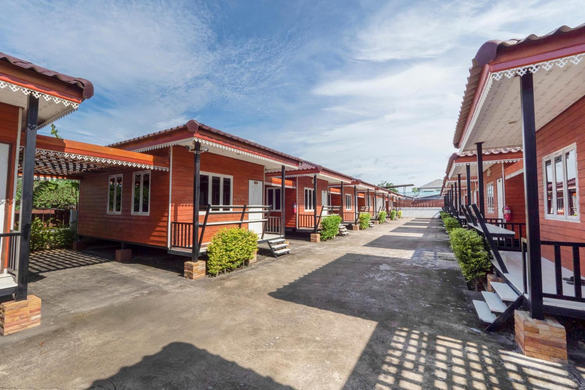 Oyo 1166 Train Way Resort Ban Rai  Экстерьер фото
