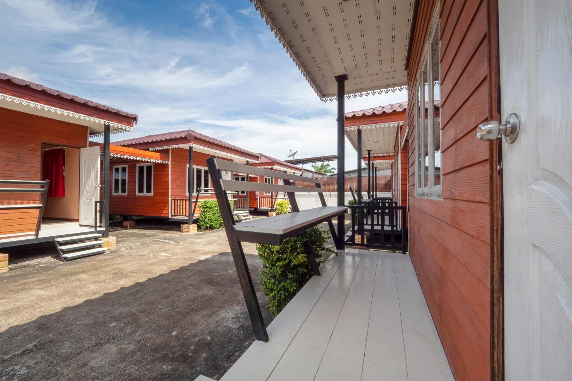 Oyo 1166 Train Way Resort Ban Rai  Экстерьер фото
